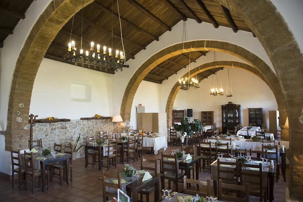 Farm stay Agriturismo Fratelli Sanacore Rilievo Italy